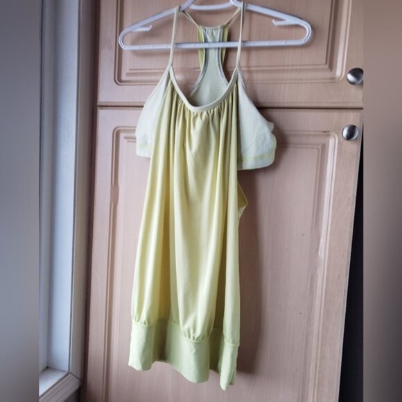 Lululemon no limits Yellow  whiteTank Top with built in bra size 8 - Picture 6 of 13